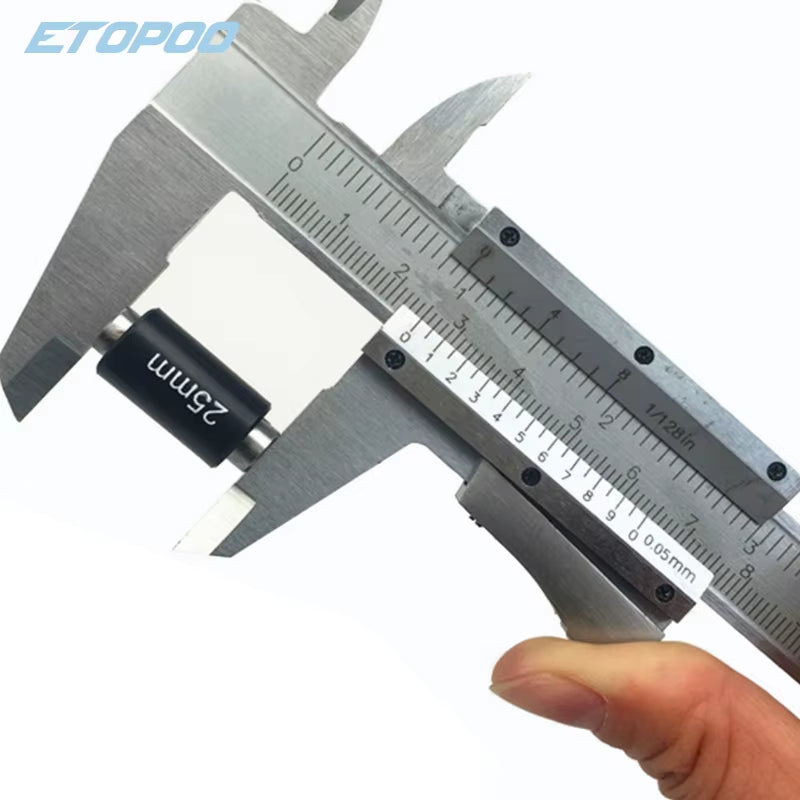 KENDİNDEN KİLİTLİ PASLANMAZ ENDÜSTRİYEL ÇELİK KUMPAS 0-150Mm 